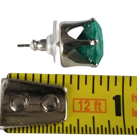 Vintage Green Silvertone Post Back Stud Earrings - Picture 10 of 13